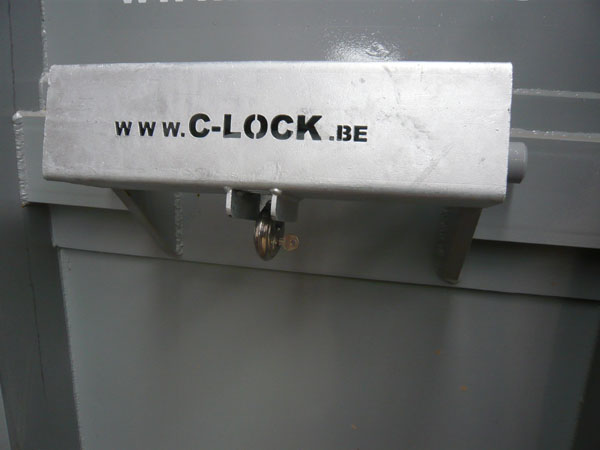 ContainerProtected1